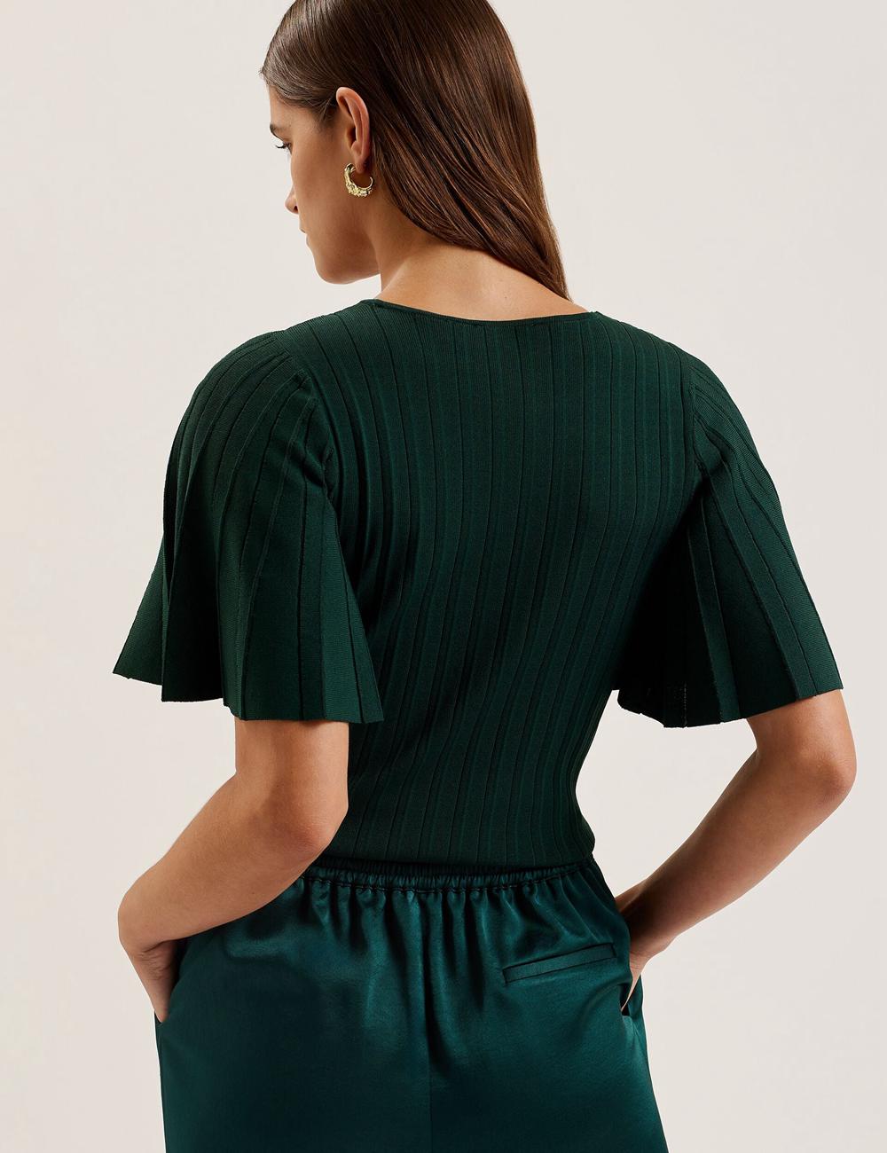 Dk-Green Ted Baker IIVANNA - Ribbed Knit Top With Fluted Short Sleeves Women Jumpers | Ireland  6319-PESTX