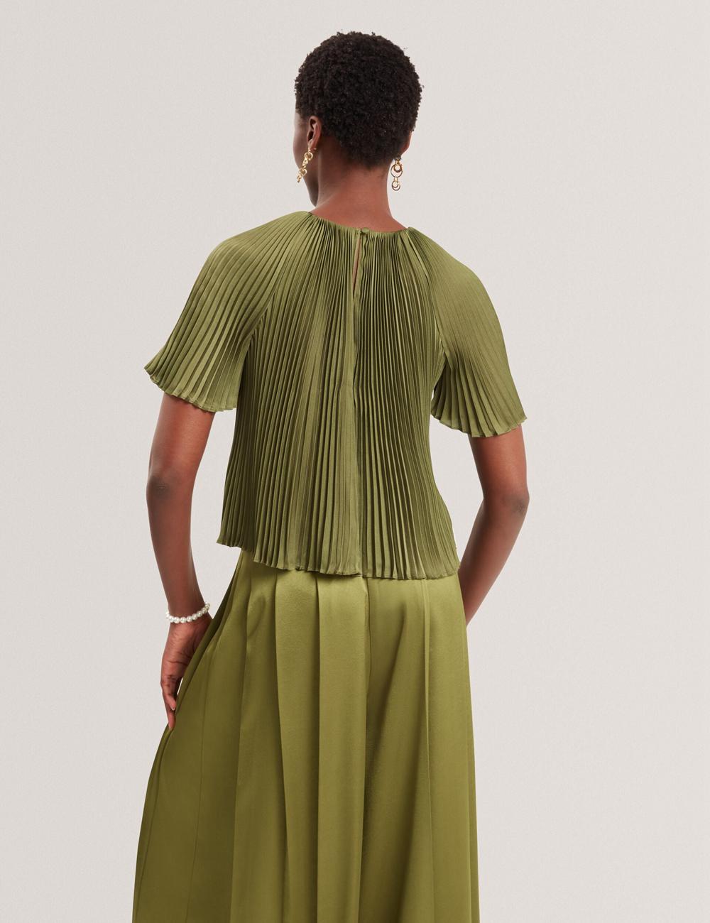 Green Ted Baker LIONAA - Floral Graphic Pleated Satin Short Sleeve Women Blouses | Ireland  7312-AXYET