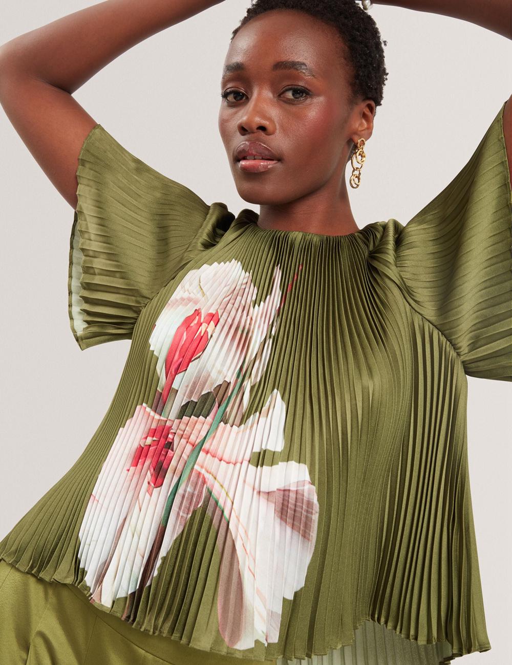 Green Ted Baker LIONAA - Floral Graphic Pleated Satin Short Sleeve Women Blouses | Ireland  7312-AXYET
