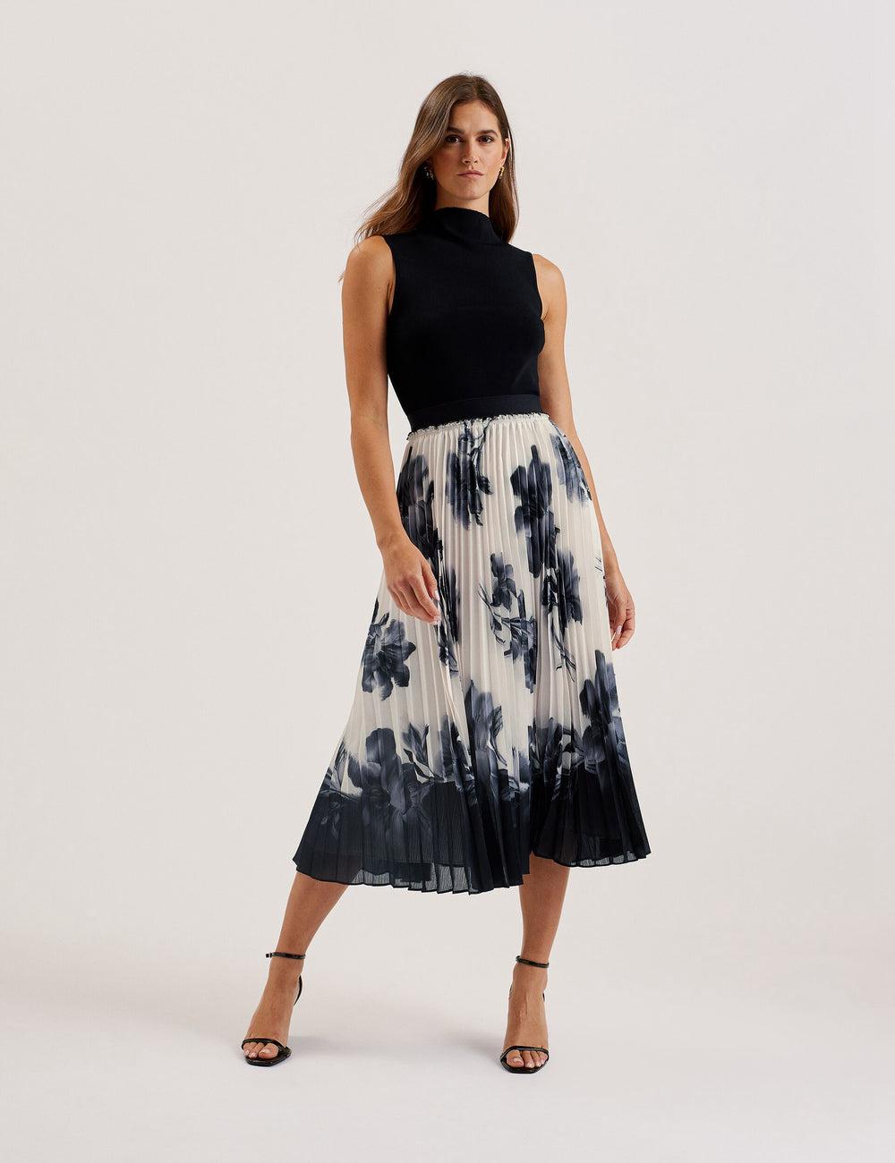 Ivory Ted Baker EMISTA - Monochrome Print Pleated Women Midi Skirts | Ireland  1759-HBFKN