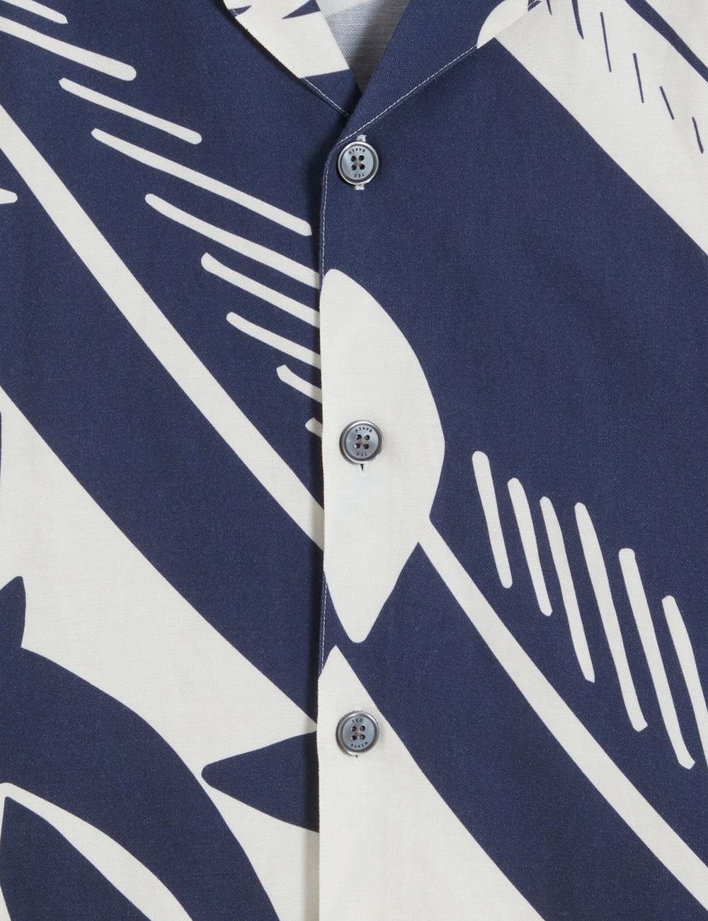 Mid-Navy Ted Baker HEUKELS - Short Sleeve Relaxed Fish Print Men Casual Shirts | Ireland  2739-CRWKS
