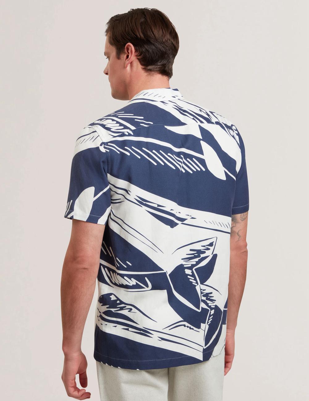 Mid-Navy Ted Baker HEUKELS - Short Sleeve Relaxed Fish Print Men Casual Shirts | Ireland  2739-CRWKS