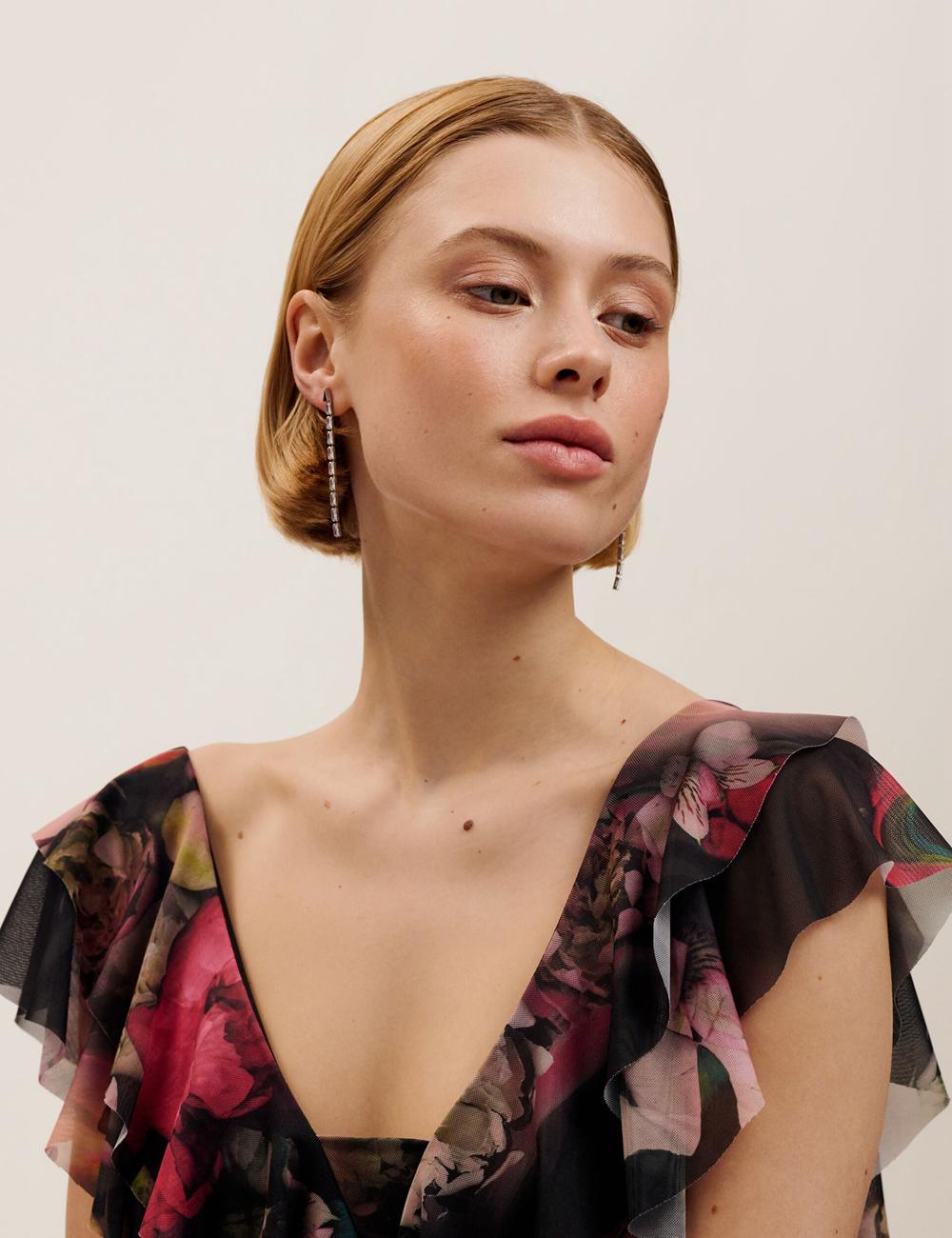 Silver Ted Baker ISALIE - Baguette Crystal Long Drop Women Earrings | Ireland  3410-EYMHZ