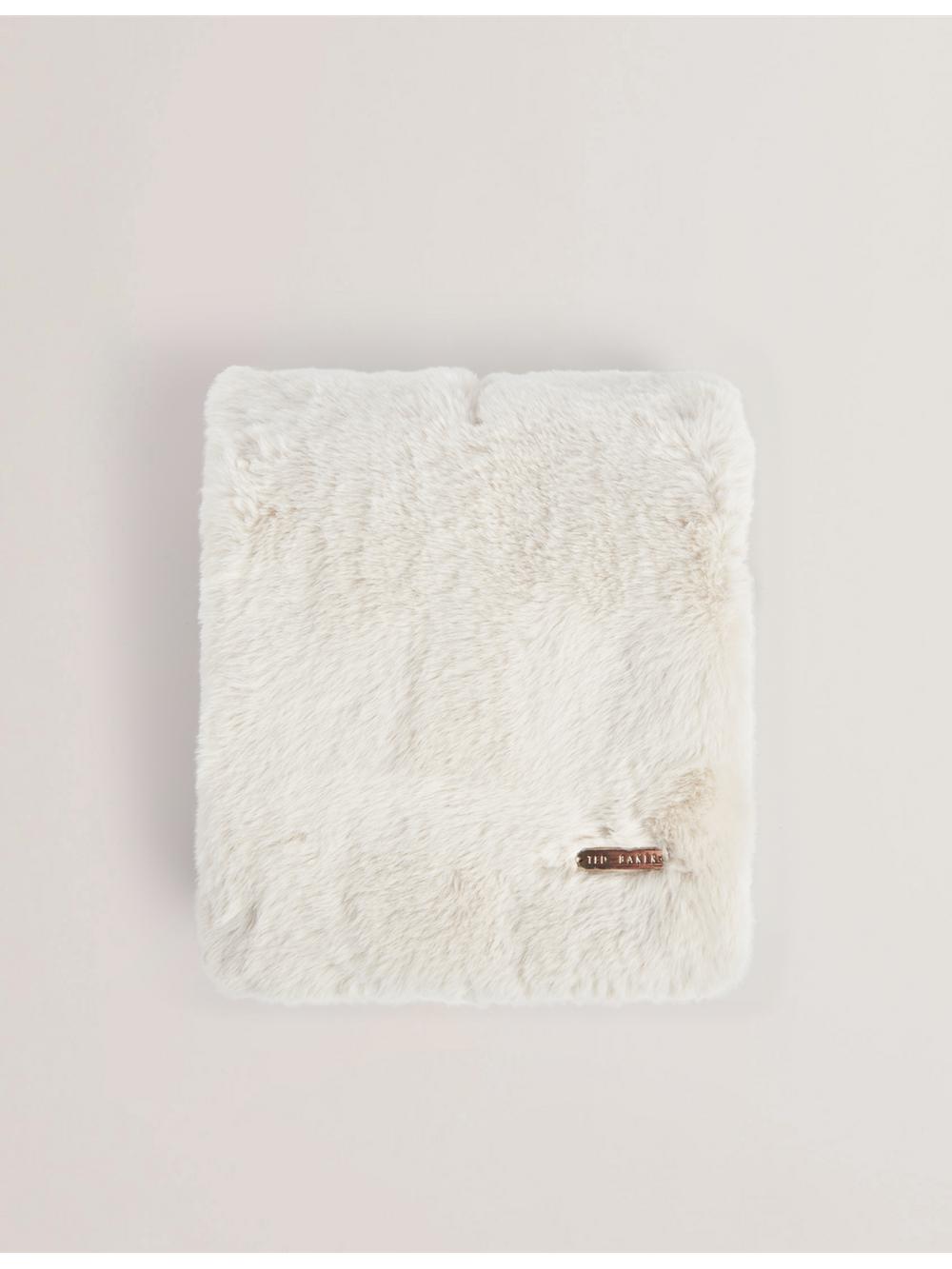White Ted Baker EMAAAAS - Faux Fur Loop-Through Stole Women Scarves | Ireland  3462-ZPBCR